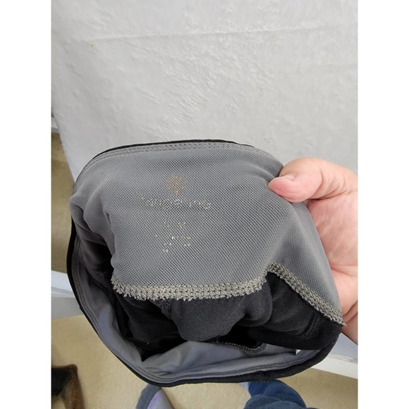 Black and Gray Tangerine Capri Athletic wear Sz M - Picture 6 of 8